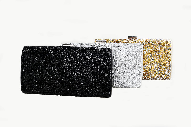 พร้อมส่ง Evening Clutch กระเป๋าออกงาน ทรงสี่เหลี่ยม พร้อมสายโซ่ยาว อัดคริสตัลเม็ดเล็ก สวยหรู สีทอง