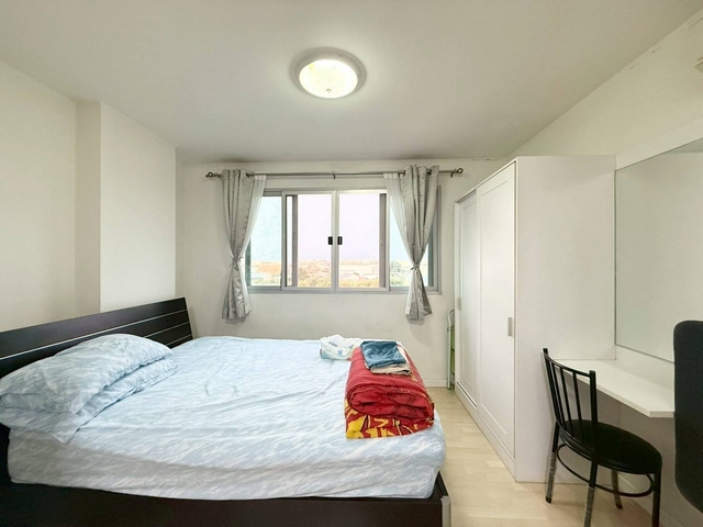 ให้เช่า ดีคอนโด รามอินทรา ตึก C 30 ตร.ม.ห้องมุม เฟอร์ครบ พร้อมอยู่