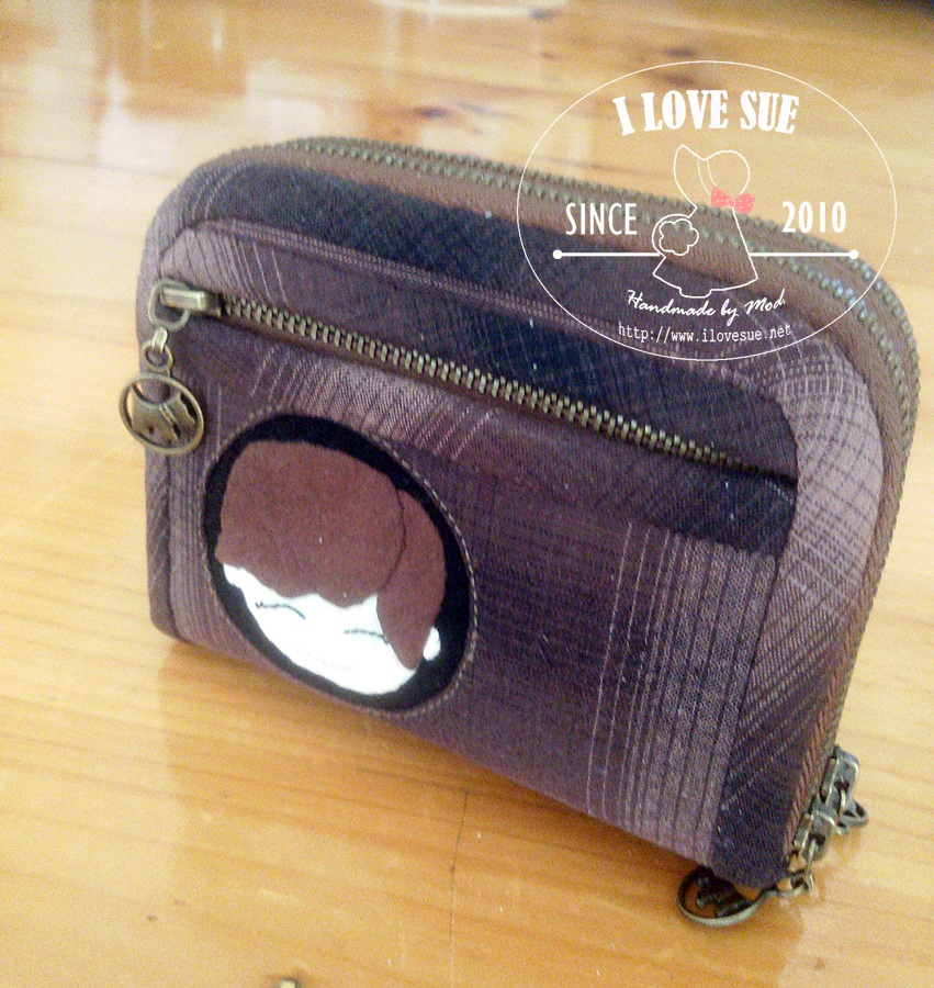 กระเป๋าสองซิปย่อขนาด - ลายนี้ไม่รับทำซ้ำ แจ้งลายใหม่ได้ค่ะ
