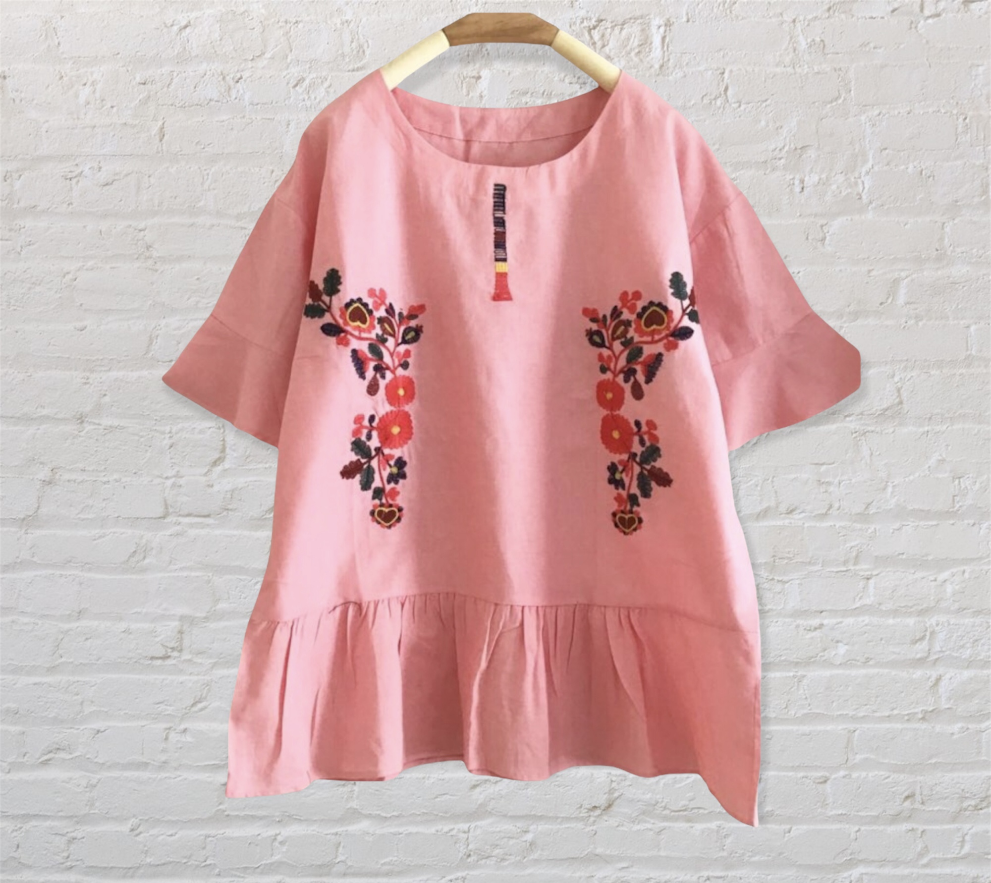 เสื้อผ้าฝ้ายปักลายดอกไม้