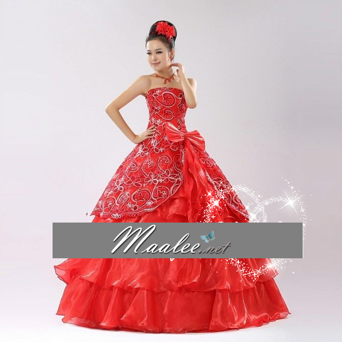 พร้อมเช่า ชุดแฟนซี ราตรียาว สีแดง ผ้าแก้วพิมพ์ลายสวย กระโปรงแต่งระบาย