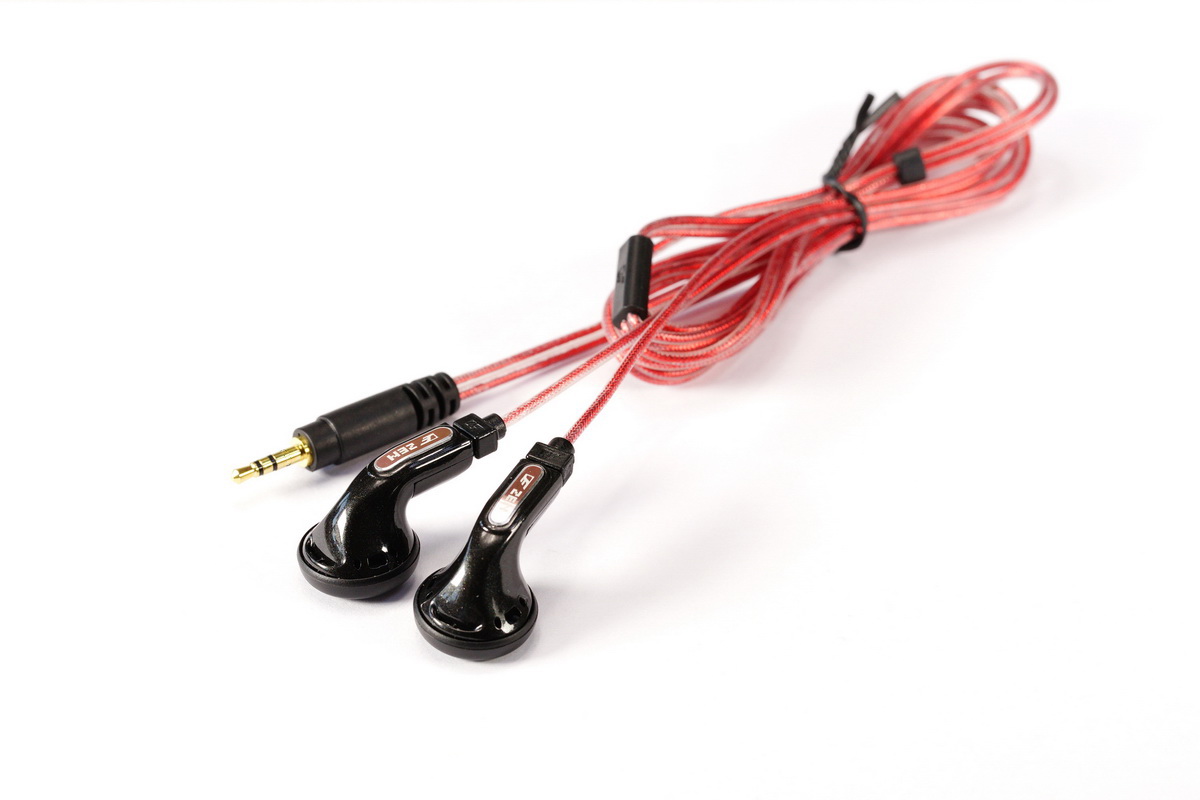 ขาย VE Omega Series หูฟังเอียร์บัดยอดนิยม ถอดสายได้ ขั้ว 2Pin