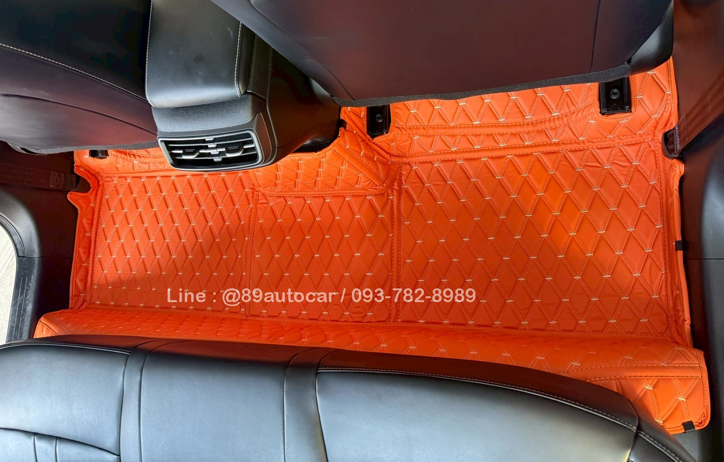 พรมรถ GAC Aion ES ปูพรมVVIP สีส้มด้ายทอง เข้ารูป