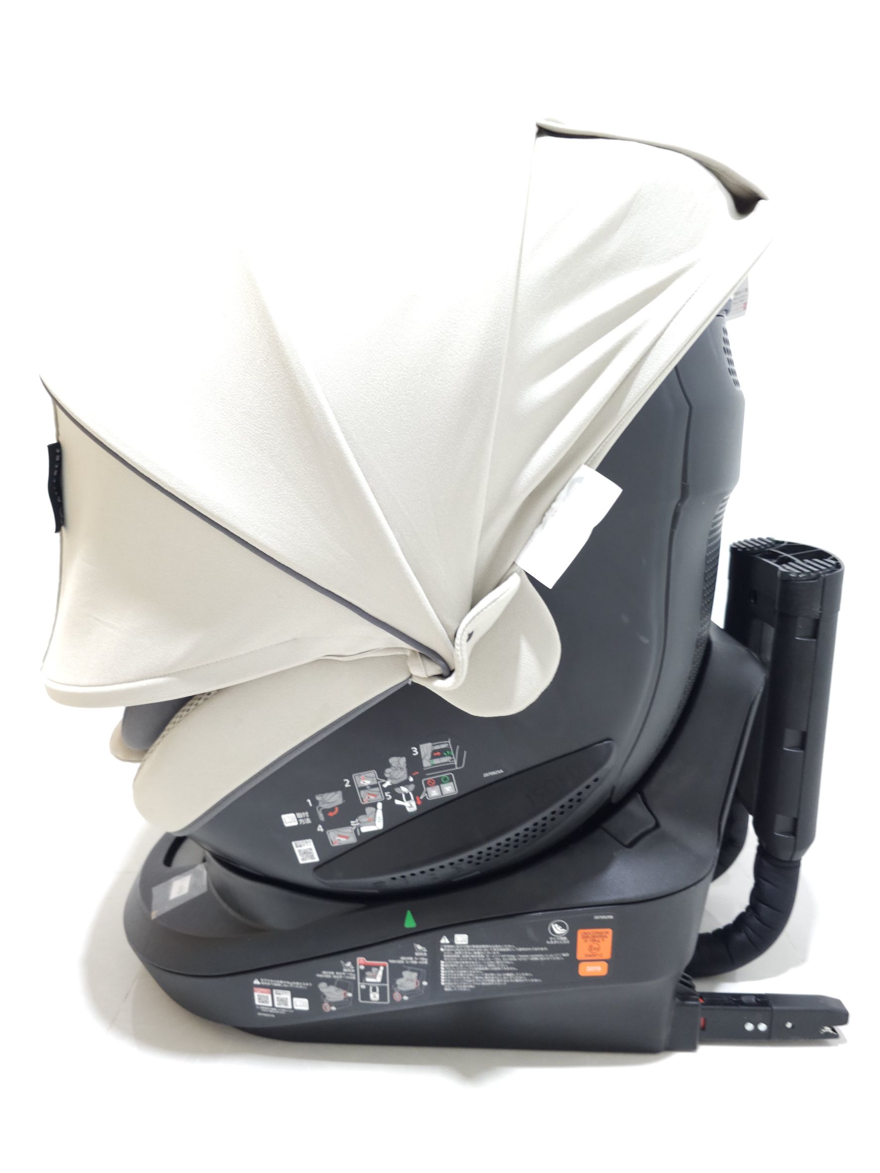 Ailebebe Kurutto 5i (isofix) grance สีเบจ