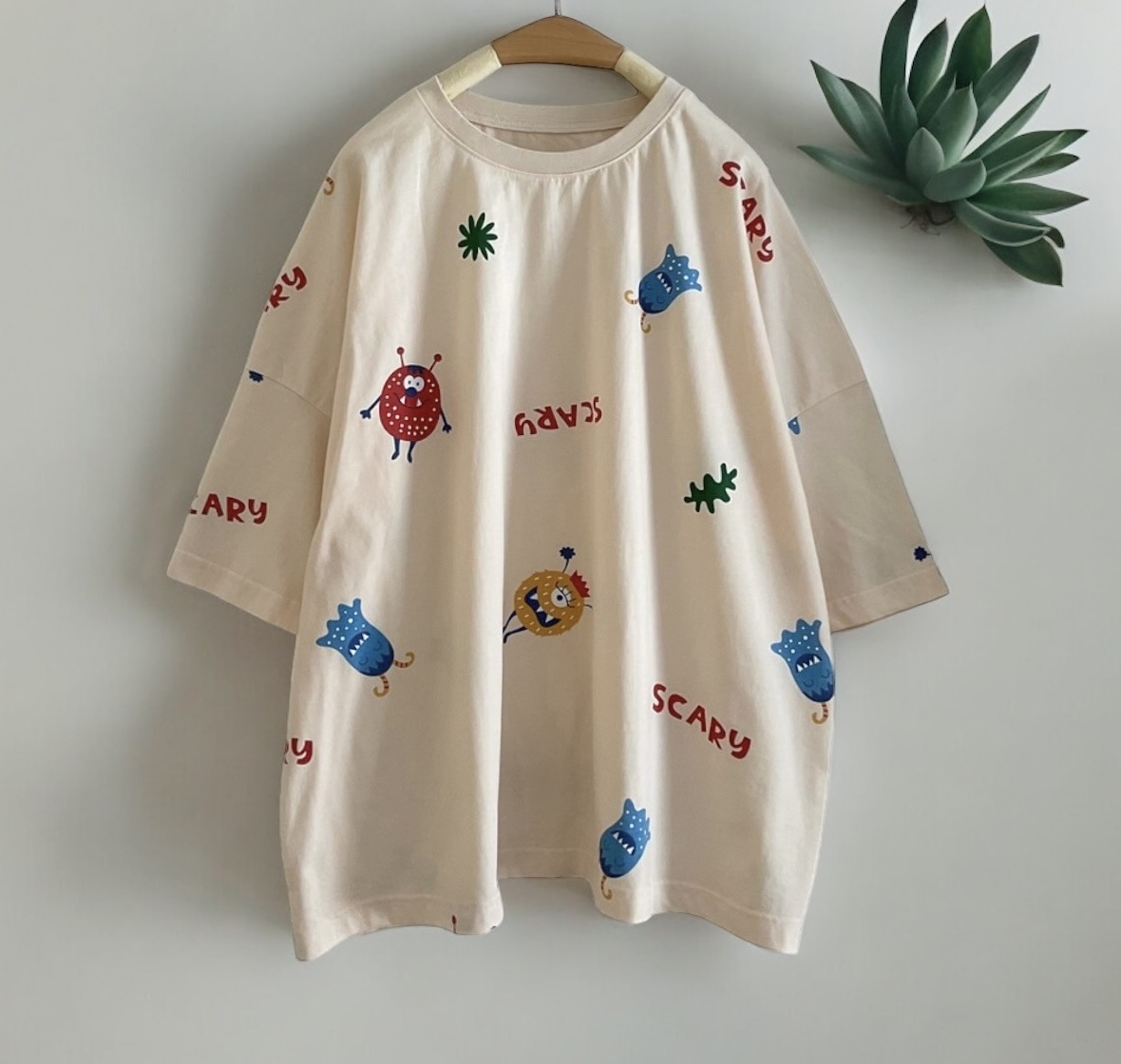 เสื้อยืดลายพิมพ์ทรงโอเวอร์ไซส์