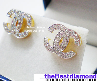สินค้าหมด BE825+++ต่างหูชาแนล+++แบบสุดฮิต งานสวย หรู ดูดี งานทองจิกไข่ปลา ชุปเป็นทองขาว ทำให้ดูเพชรแพรวพราว