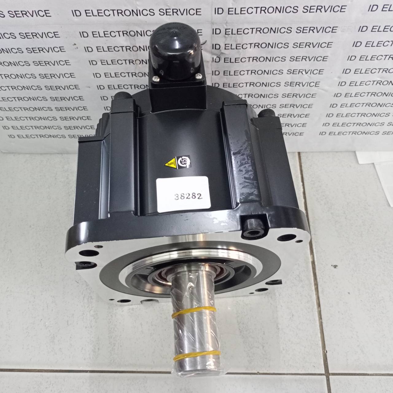 SGM7G-44A6A21 SERVO MOTOR " YASKAWA "
