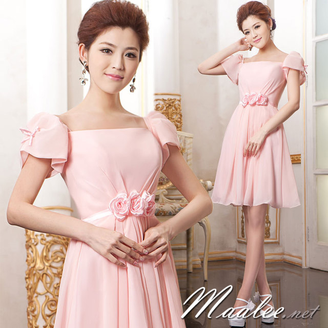 พร้อมส่ง ชุดราตรีสั้น สีชมพูหวาน แขนตุ๊กตามีโบว์ ผ้าชีฟอง แบบสวยหวาน เพิ่มดอกช่วงเอว (เชือกผูกหลัง)