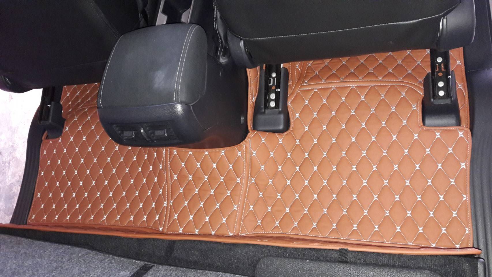 พรมรถยนต์ Nissan Navara Cab 2015-2020 เข้ารูป