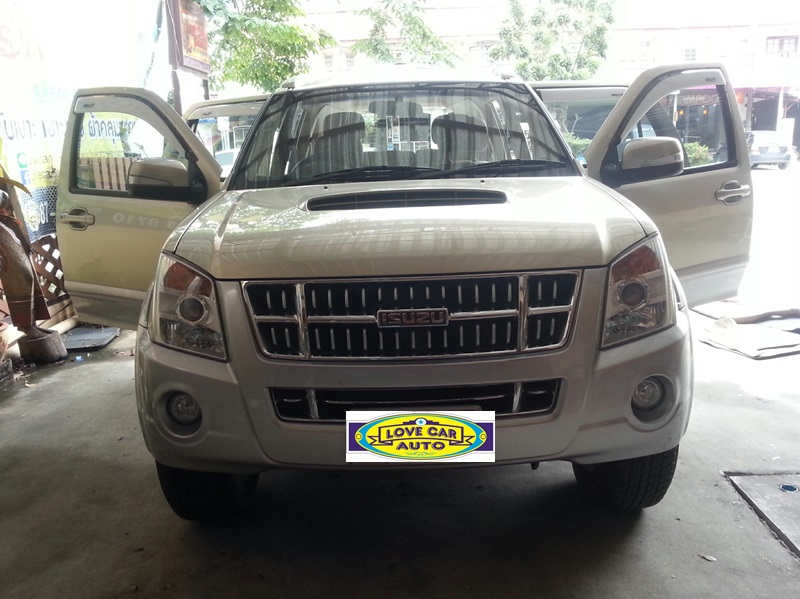 โรงงานพรมรถยนต์ Isuzu Mu-7 ลายกระดุมสีน้ำตาลขอบครีม