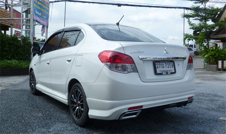 ชุดแต่ง DREAMER : ATTRAGE 2012-2016