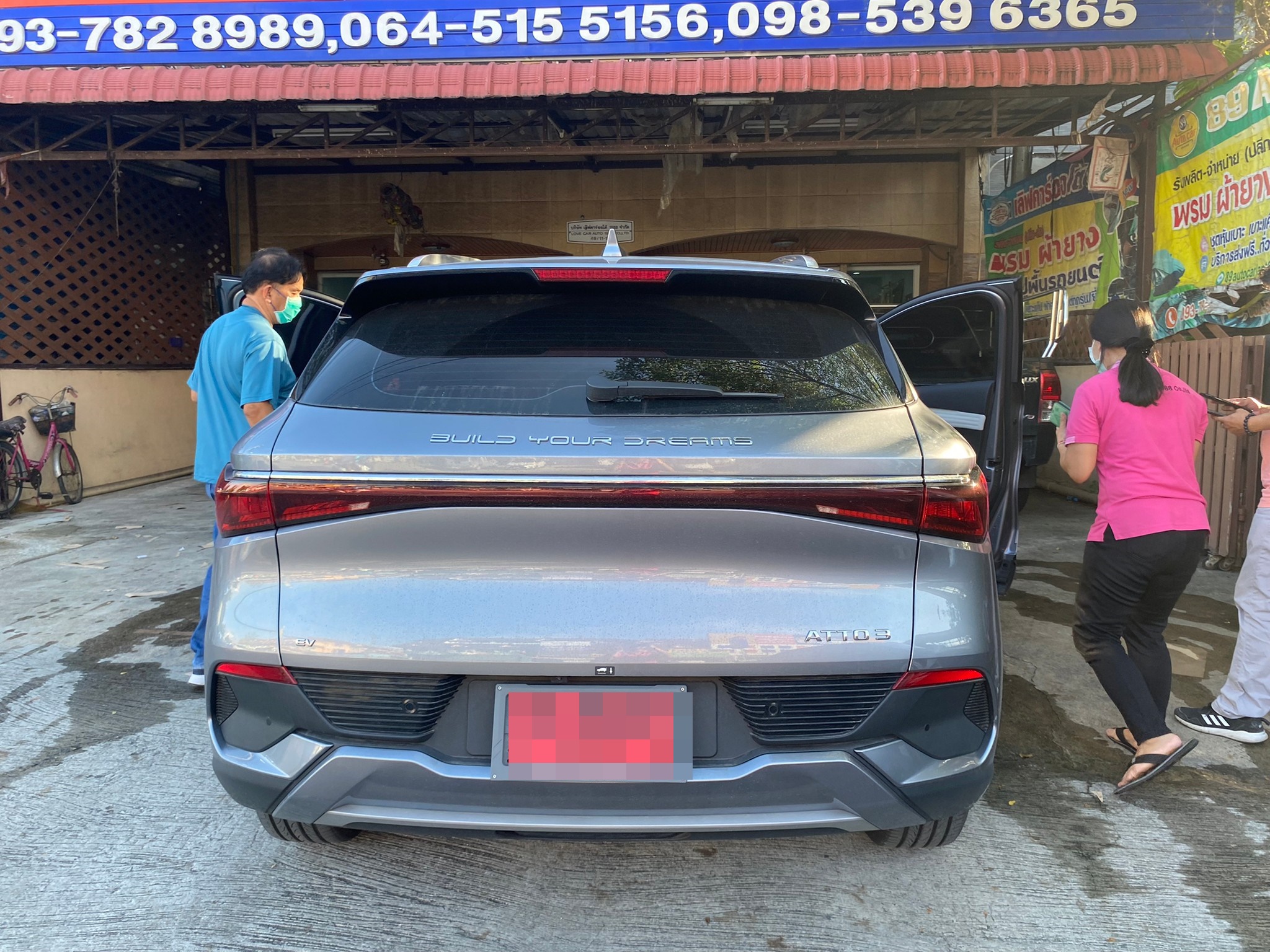 พรมรถยนต์ BYD Atto3 2022 พรม6D สีดำด้ายแดง เต็มคัน