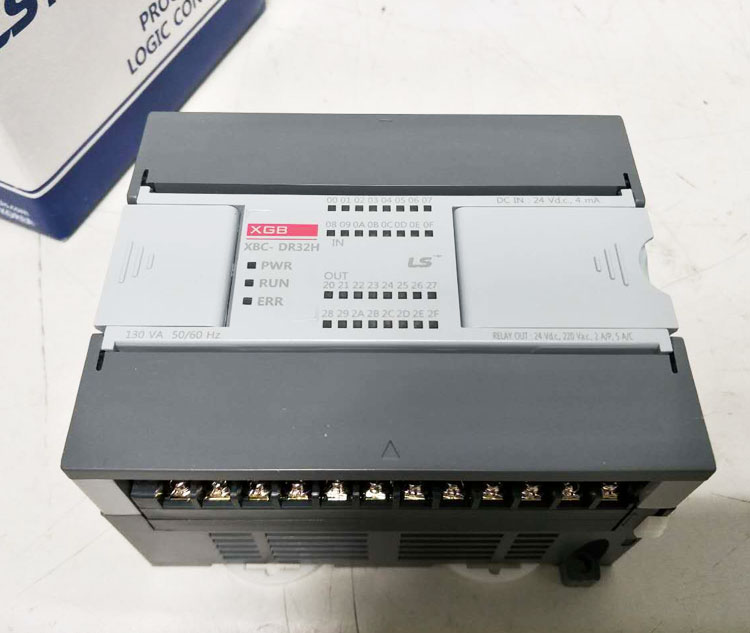 PLC " LS " รุ่น XBC-DR32H