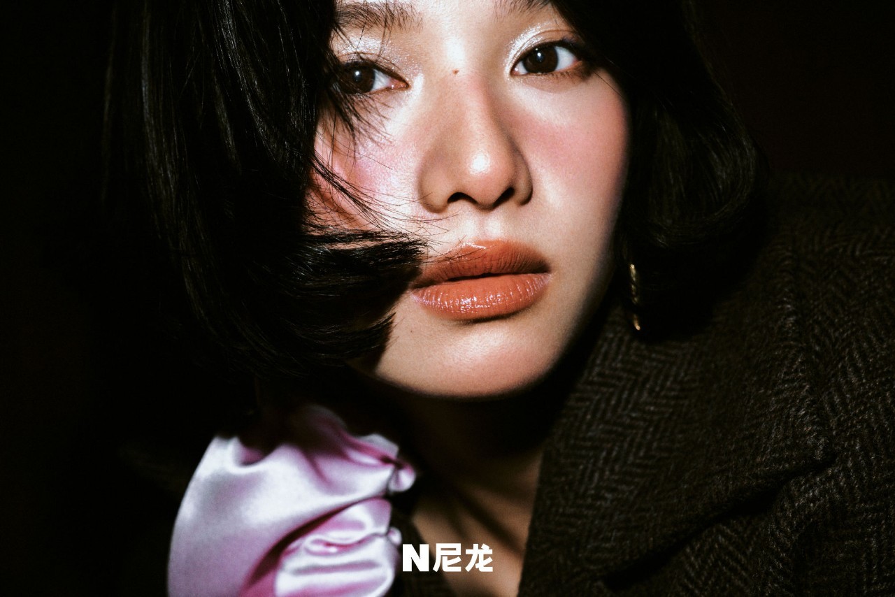 นิตยสาร NYLON จางจิ้งอี๋ เดือน 2/2023