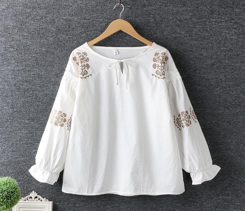 เสื้อผ้าคอตตอนลายปัก