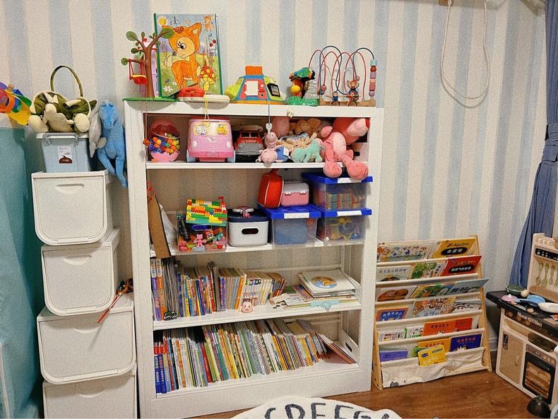 ชั้นวางหนังสือเหล็ก 4 ชั้น : ขนาด ส120cm x ก100cm x ล30 ซม.