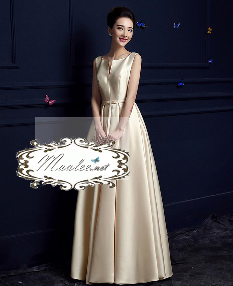 พร้อมส่ง ชุดราตรียาว แบบแขนกุด ผ้าซาตินเรียบหรู แต่งโบว์2ชั้น ช่วงเอว สีครีม Champagne (เชือกผูกหลัง)