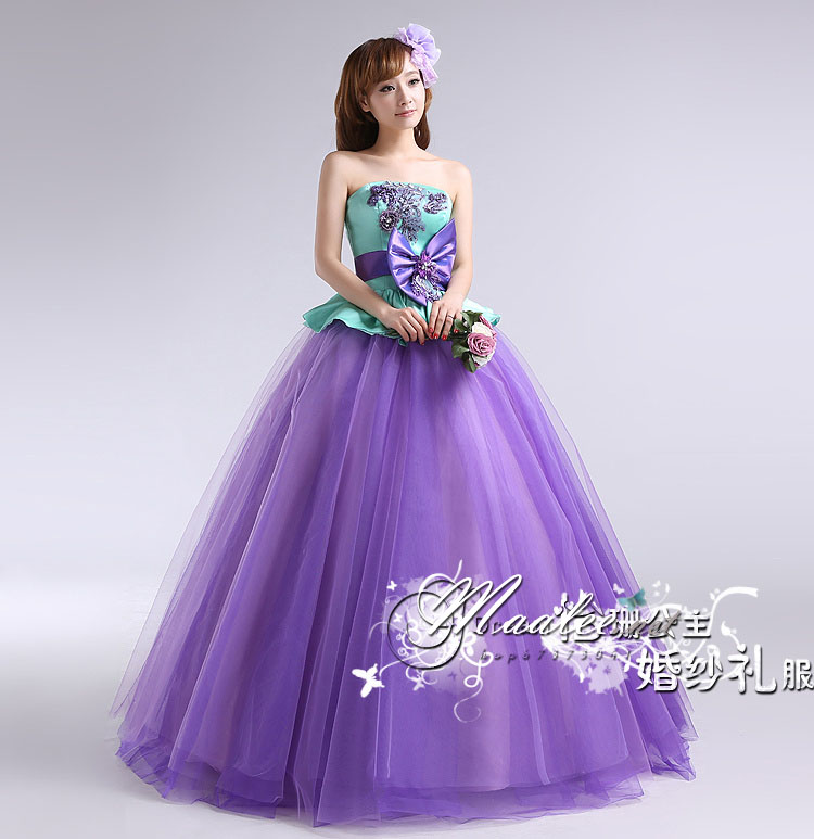 พร้อมเช่า ชุดแฟนซี ชุดราตรียาว เกาะอก Two tone สีม่วง เขียวมิ้นต์ แต่งลูกไม้