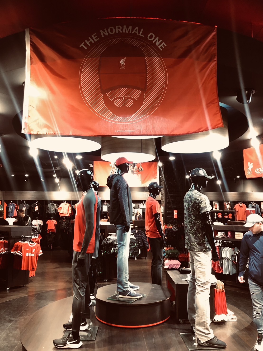 ธง ฟุตบอล สโมสรลิเวอร์พูล - THE NORMAL ONE ใหม่ / LIVERPOOL Football Club Flag - THE NORMAL ONE NEW