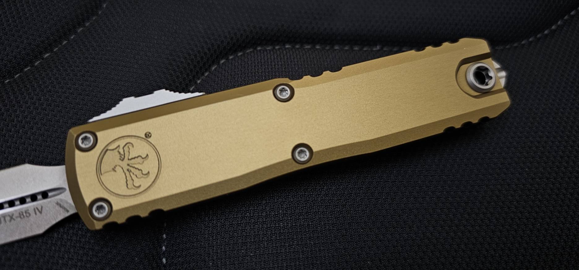 Microtech UTX-85 Gen IV w/ Tan Handle & Stonewash D/E M390MK