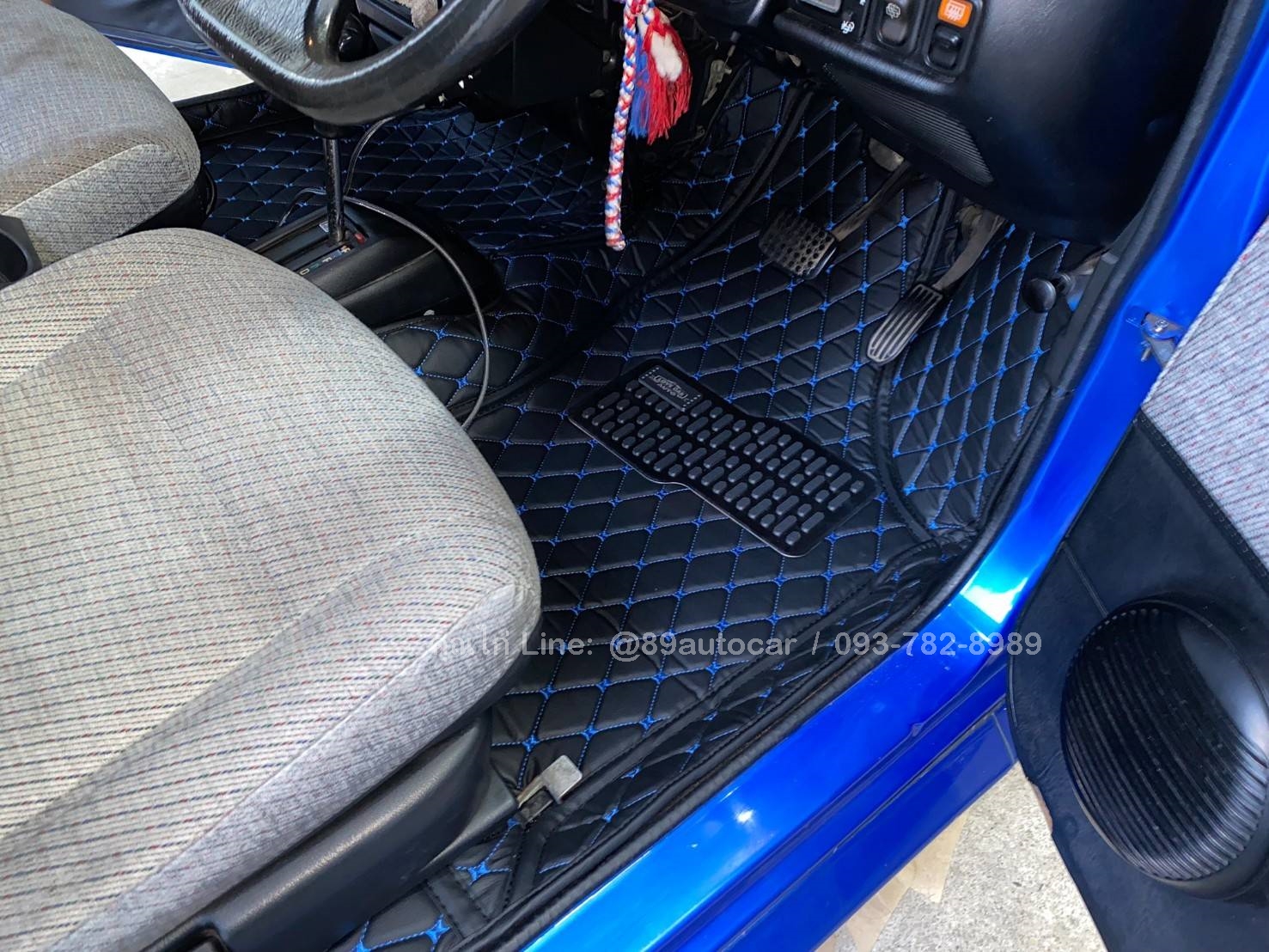 พรมปูรถ Daihatsu Mira L200 พรม6D สีดำด้ายน้ำเงิน + ท้าย