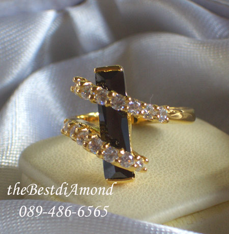 BR510+++แหวนนิลแท้แบบ Modern+++ตามคำเรียกร้องสำหรับลูกค้าที่ชอบนิล คราวนี้นำนิลแท้ มาผสมผสานออกแบบให้ทันสมัย โมเดินส์มากๆๆ โดยนิลเจียรนัยสวยมากๆๆๆ