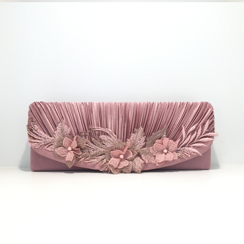 พร้อมส่ง Evening Clutch กระเป๋าออกงาน สีชมพู แต่งดอกไม้