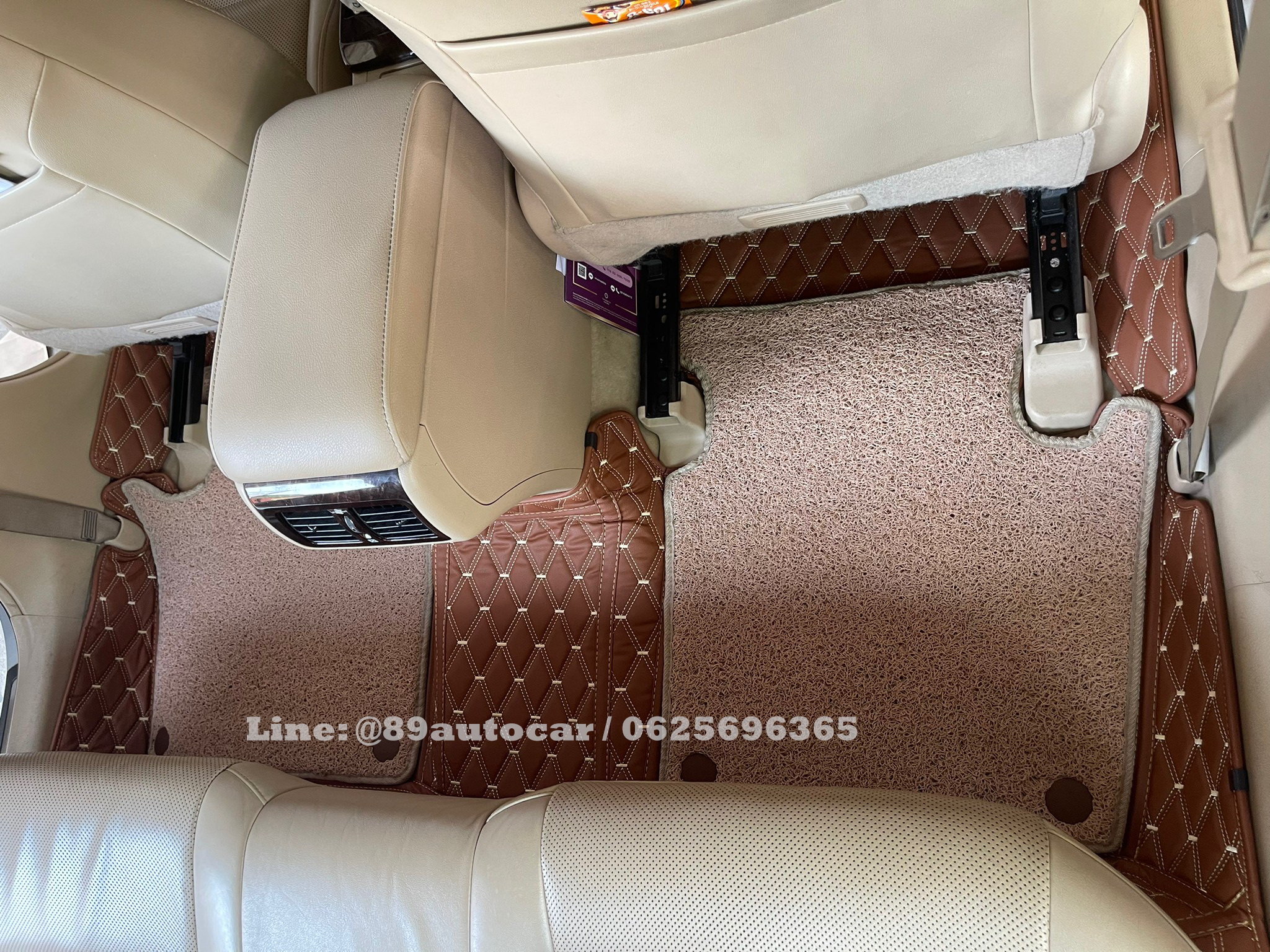 พรมรถยนต์ Toyota Camry 2014 ปูพรมVVIP สีน้ำตาลเข้มด้ายทอง + ไวนิลสีครีม
