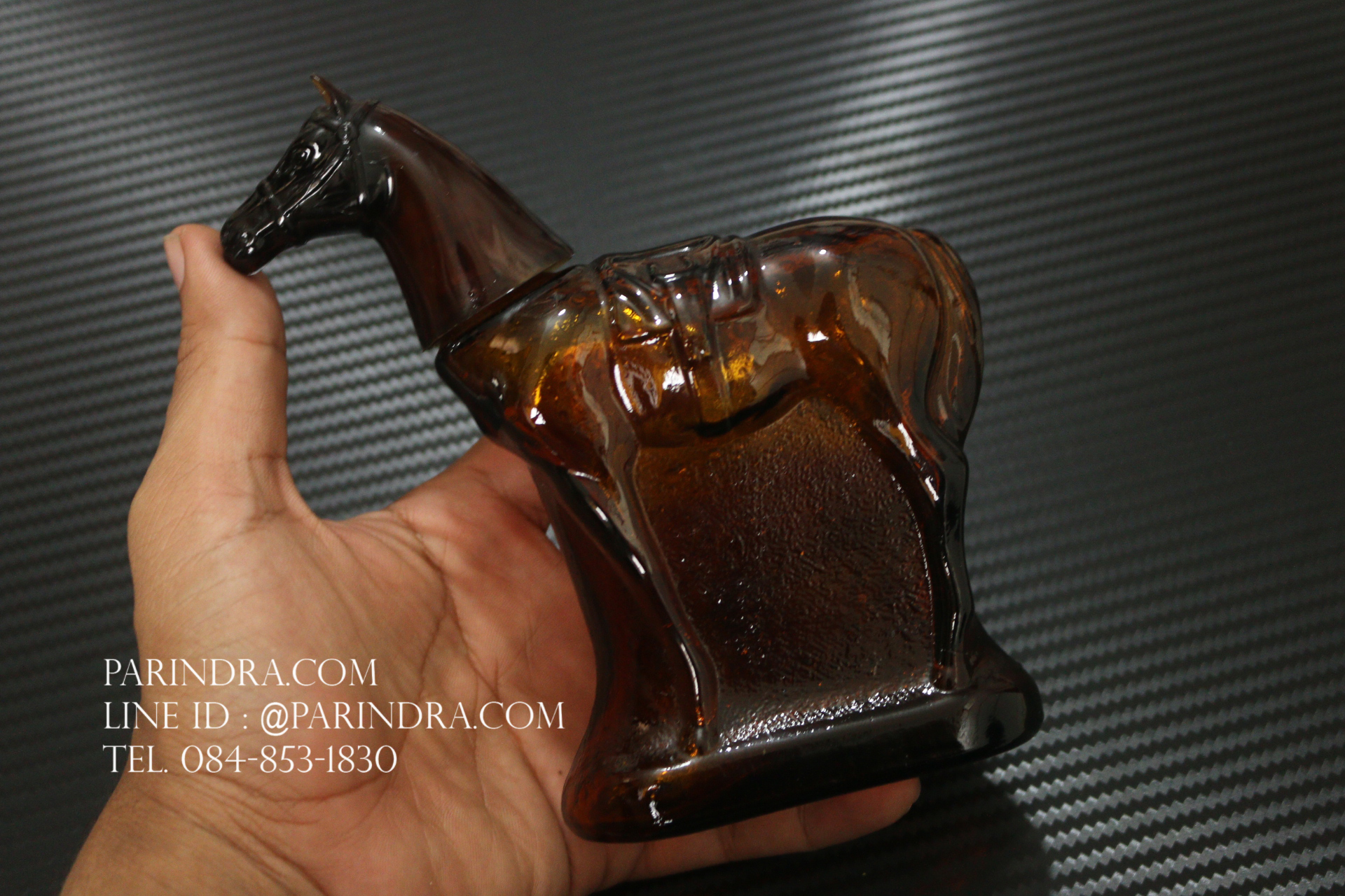 ขวดใส่น้ำหอมรูปม้าสีชา ถอดหัวได้ JAPAN