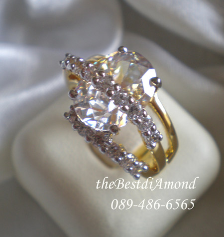 BR604+++แหวนVery Luxury Oval+++ สุดยอดความหรูหรา กับเพชรรูปไข่ขนาดใหญ่ 5 กะรัต ดีไซน์ Modern มากๆๆ ใส่แล้วไฮโซ เปรี้ยว ทันสมัย ดูแฟชั่น สุดๆๆ
