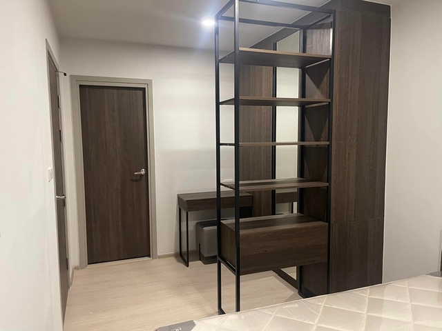 ให้เช่าคอนโด นิว ครอส คูคต สเตชัน ตึก E 30.6 ตร.ม.ห้องใหม่ วิวสระ เฟอร์ครบ มีเครื่องซักผ้า ติดรถไฟฟ้าคูคต