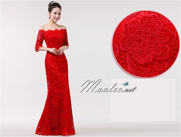 พร้อมเช่า ชุดราตรียาว สีแดง ลูกไม้ทัั้งตัว เปิดไหล่ แขนสามส่วน