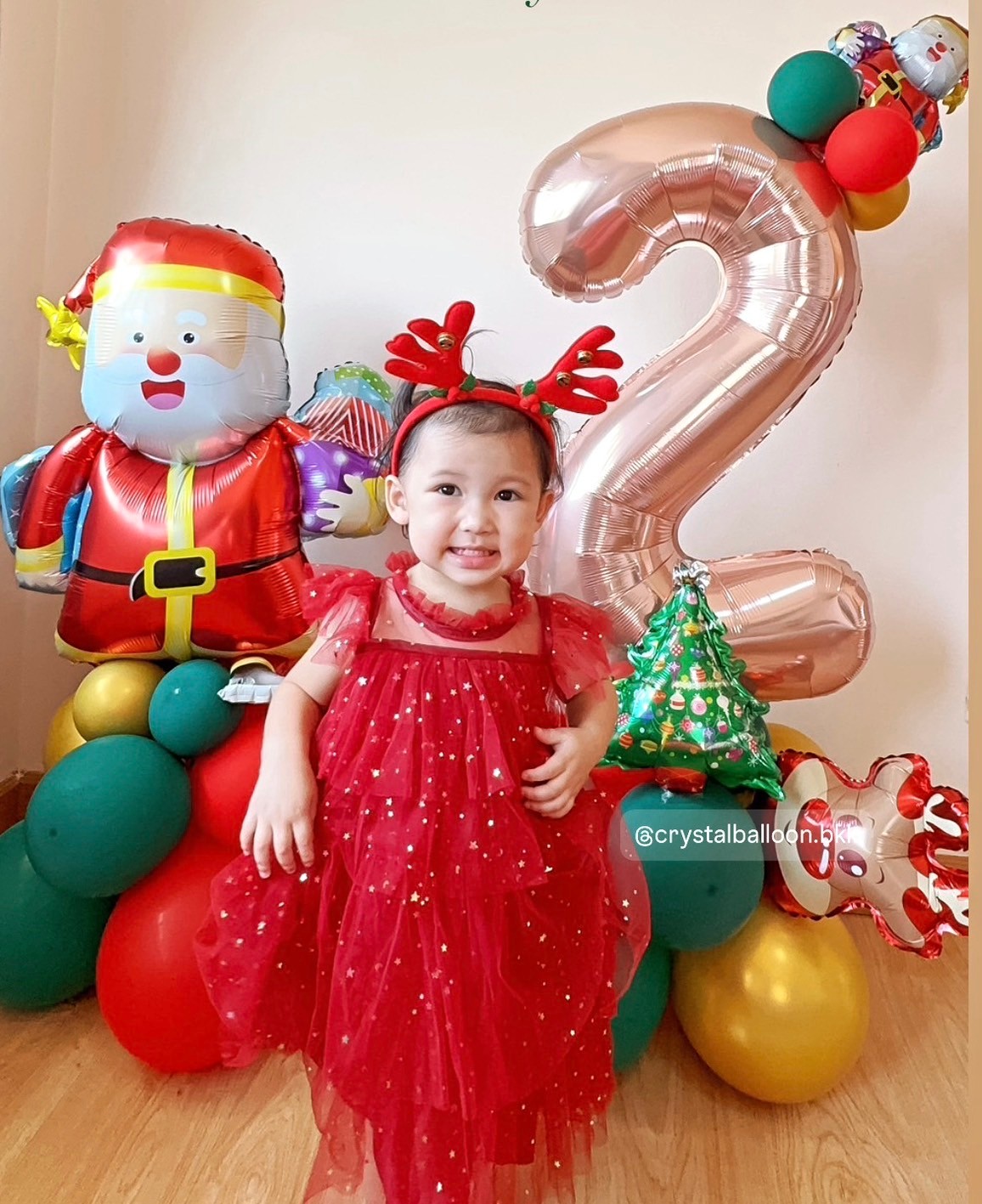 ลูกโป่ง วันเกิดเด็ก ฟอยล์ตัวเลข ขนาด 40" ตั้งฐาน 1 ชิ้น พร้อม ฟอยล์แซนต้า ตั้งฐาน 1 ชิ้น พร้อมตกแต่ง สามารถเปลี่ยนสีลูกโป่ง/เปลี่ยนสี-ฟอยล์ตัวเลข/เปลี่ยนฟอยล์ตกแต่งได้