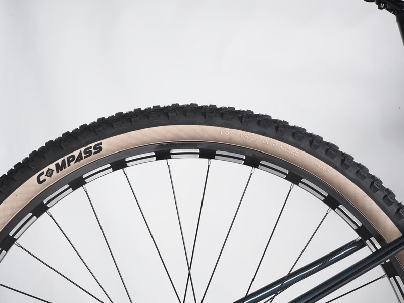 จักรยานเสือภูเขา RICHTER รุ่น Survey เกียร์ Sensah 13 Sp. เฟรม อลูมินั่ม ซ่อนสาย โช๊คลม Lockout ปรับระดับได้