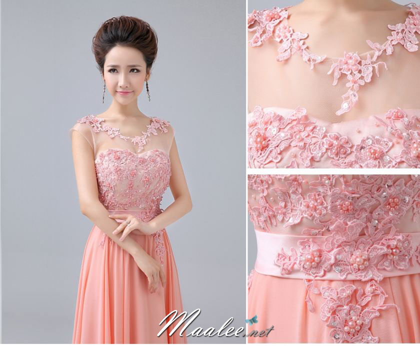 พร้อมเช่า ชุดราตรียาว สีโอโรส คอปาด แต่งลูกไม้หรูเซาะดอก ปักลูกปัด