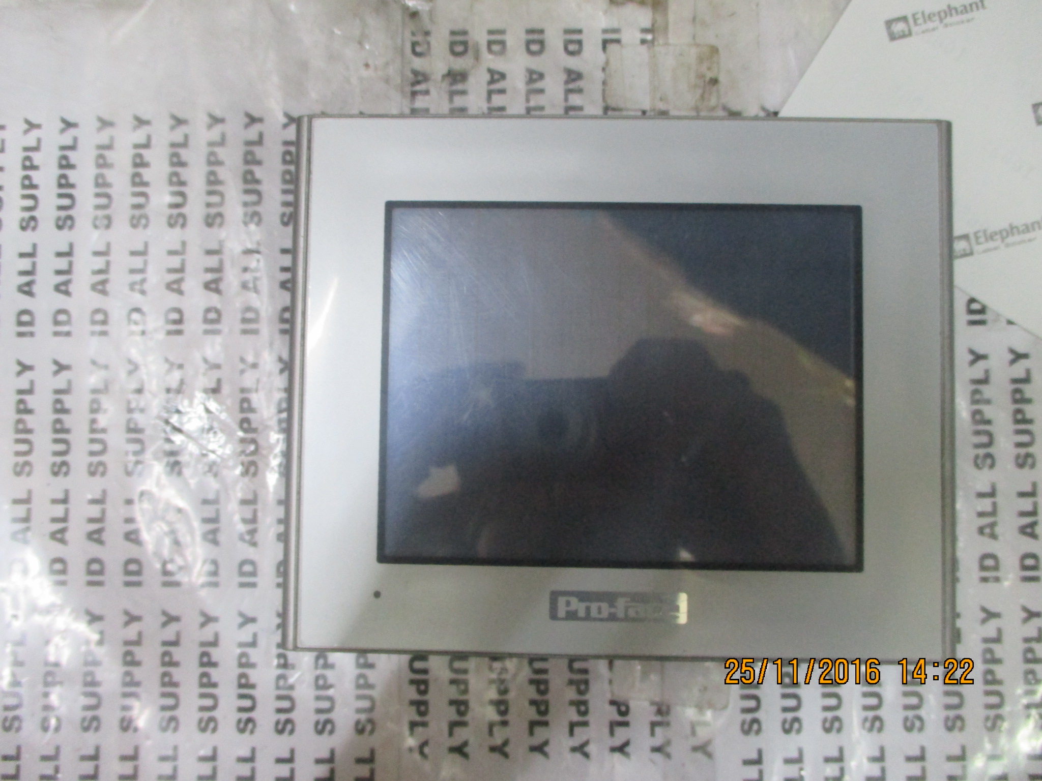 LCD TOUCH SCREEN “ PROFACE ” รุ่น GP2301-SC41-24V