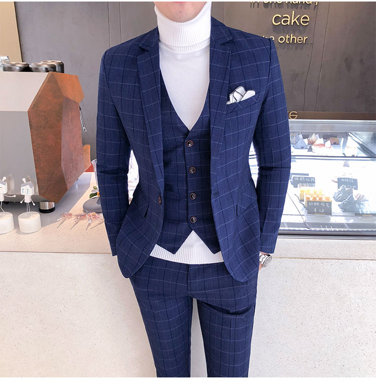พร้อมเช่า ชุดสูทชาย สีน้ำเงิน ลายตาราง ทรงเข้ารูป สไตล์เกาหลี พร้อมเสื้อกั๊ก