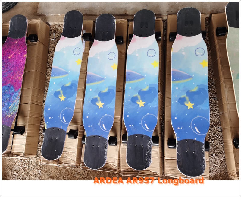 ARDEA AR957 Longboard ลองบอร์ด วัสดุไม้ Maple 8 ชั้น (Truck สีดำ)