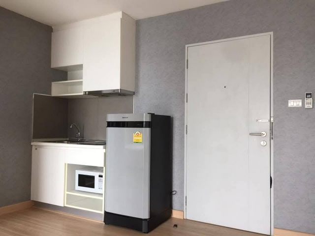 ให้เช่า ริล คอนโด รังสิต ตึก A 29 ตร.ม.เฟอร์ครบ เครื่องใช้ไฟฟ้าครบ ใกล้ ม.รังสิตและรถไฟฟ้า