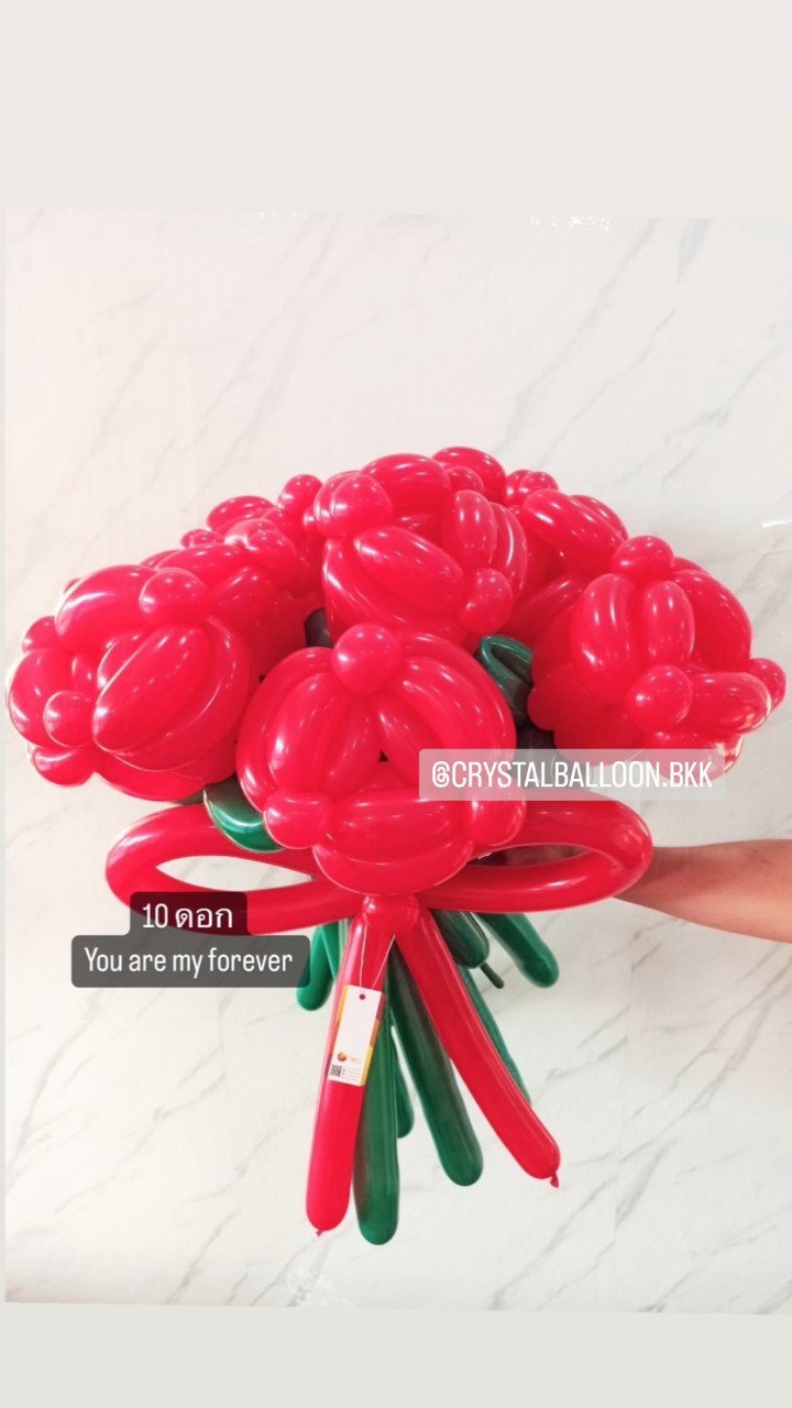 สั่ง Flower Balloon Rose Big Bouquet 10 ดอก พร้อมตกแต่ง สามารถเปลี่ยนสีลูกโป่งได้