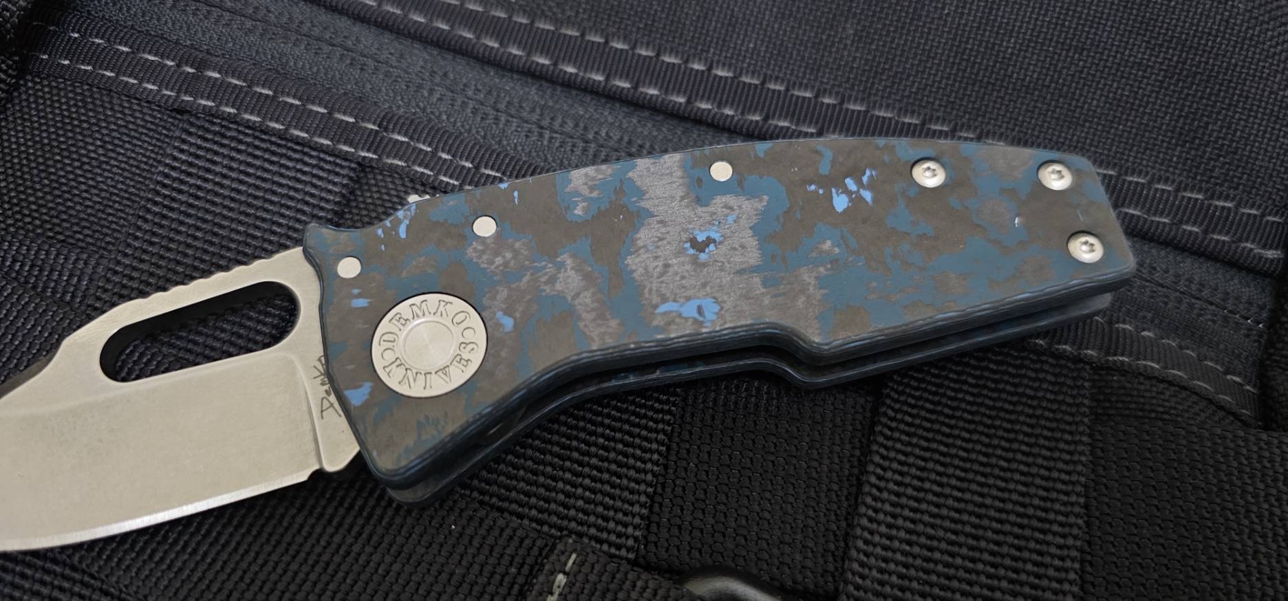 Demko Nano Shark Lock Fat CF Clip