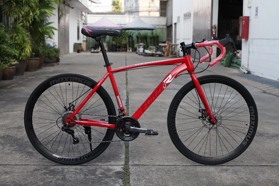 จักรยานเสือหมอบ MAXIMUS รุ่น FORZA-R ชุดเกียร์ SHIMANO 21SP เฟรมเหล็ก แข็งแรงทนทาน