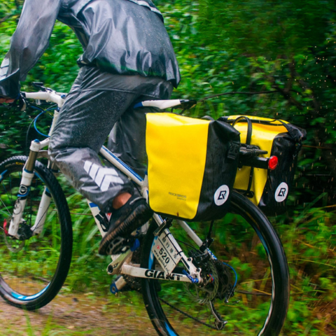 ROCKBROS AS-003 กระเป๋าหลังเบาะจักรยานกันน้ำ 18L | ปั่นทางไกล ปั่นท่องเที่ยว พร้อมระบบปิด Roll-Top ไม่กลัวฝน