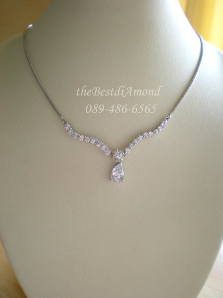 NL011RD+++สร้อยเพชรทรงปีกนก ตุ้งติ้งเพชรหยดน้ำ+ เรียบหรู เหมือนจริงมากๆๆๆ ใส่ได้ทุกงานเลย ไม่มีตกยุคเลย ใส่ได้สวยทุกโอกาส ไม่ว่าออกงาน ทำงาน shopping