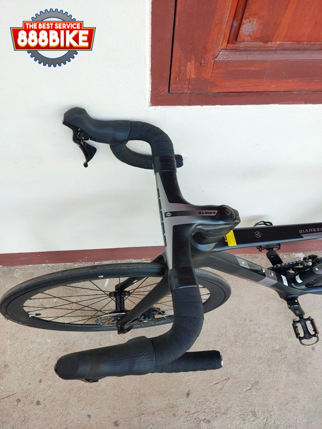 จักรยานเสือหมอบ JAVA VESUVIO DISC 22 สปีด เฟรมคาร์บอน แฮนด์อินทิเกรด ชุดเกียร์ 105 ล้อ 700c 2022