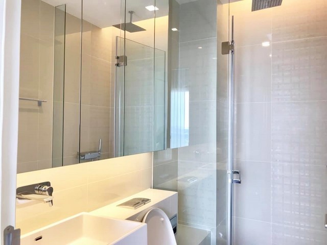 ให้เช่าคอนโด เดอะ เซนต์ เรสิเดนเซส 31 ตร.ม.ห้องใหม่ วิวสระ เฟอร์ครบ ใกล้ BTS, MRT