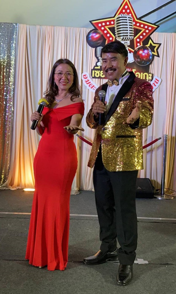 พร้อมเช่า เสื้อสูทชาย สูทแฟชั่น สูทกลิตเตอร์ ไล่สี สีชมพูทอง