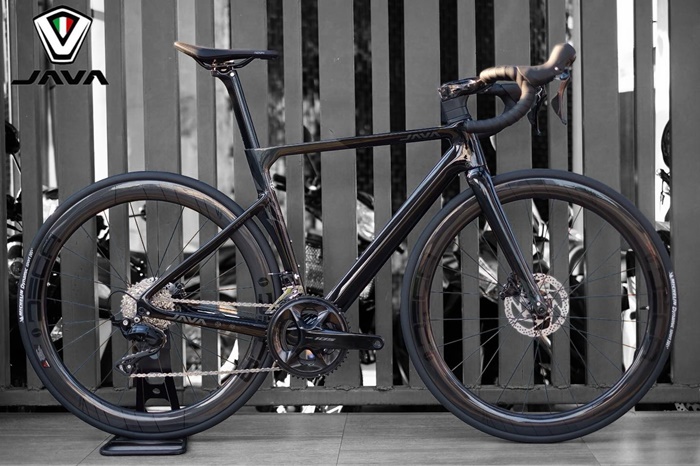 จักรยานเสือหมอบ JAVA VESUVIO DISC SHIMANO 105 R7120 24speed ดิสน้ำมัน เต็มกรุ๊ป! ตัวเฟรมคาร์บอนทรง All around รองรับมาตฐาน UCI