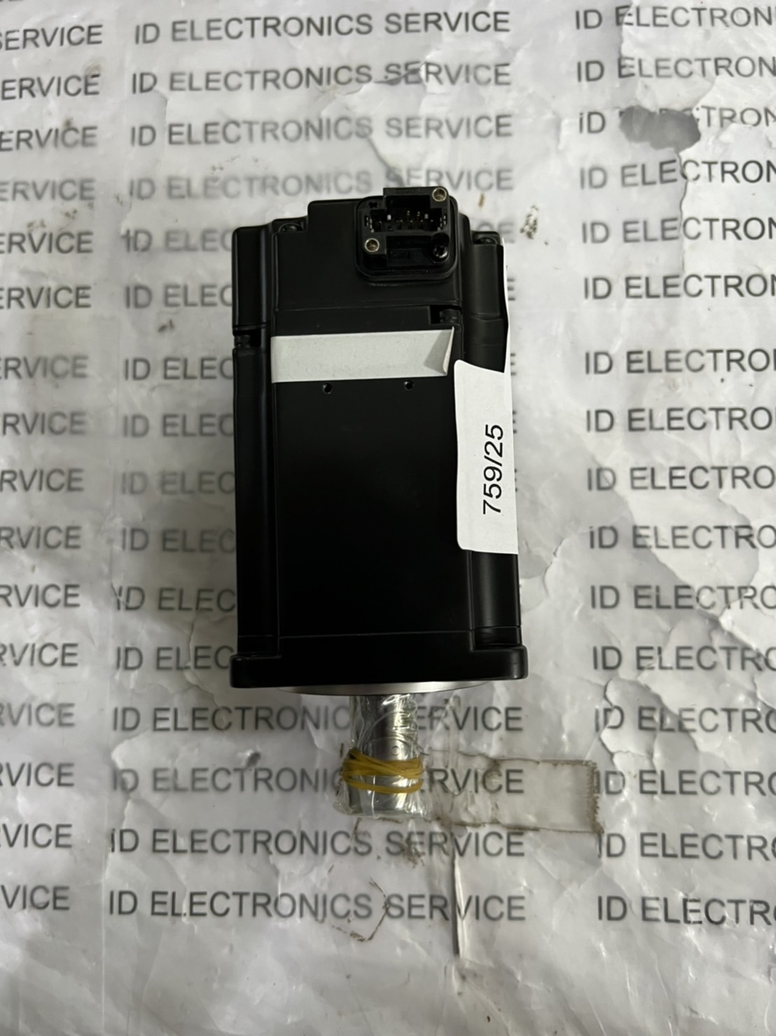 SGMJV-04ADA61 SERVO MOTOR " YASKAWA "