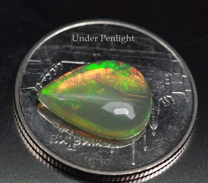 โอปอหลากสี (Multi Opal) 1.65 กะรัตทรงหยดน้ำ (0863)